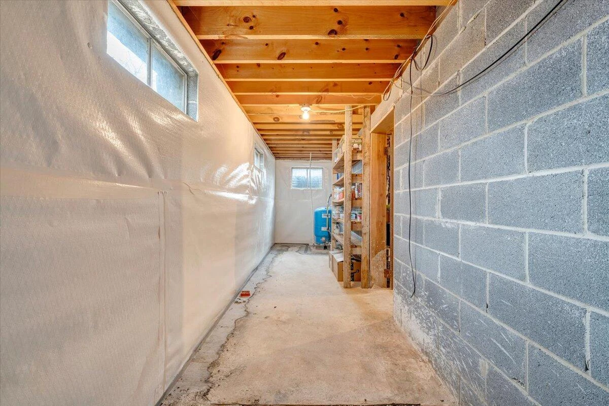 1167 Saint Peters RD - Photo 32
