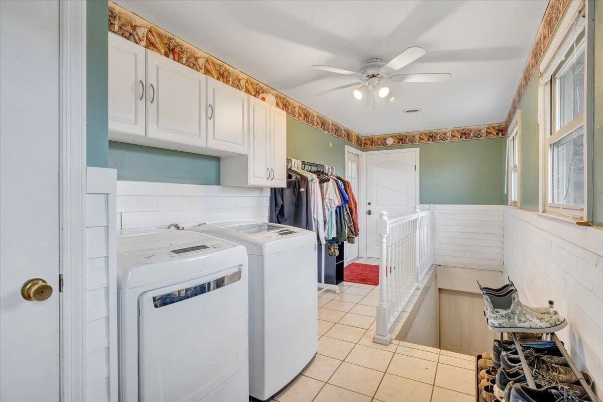 1167 Saint Peters RD - Photo 7