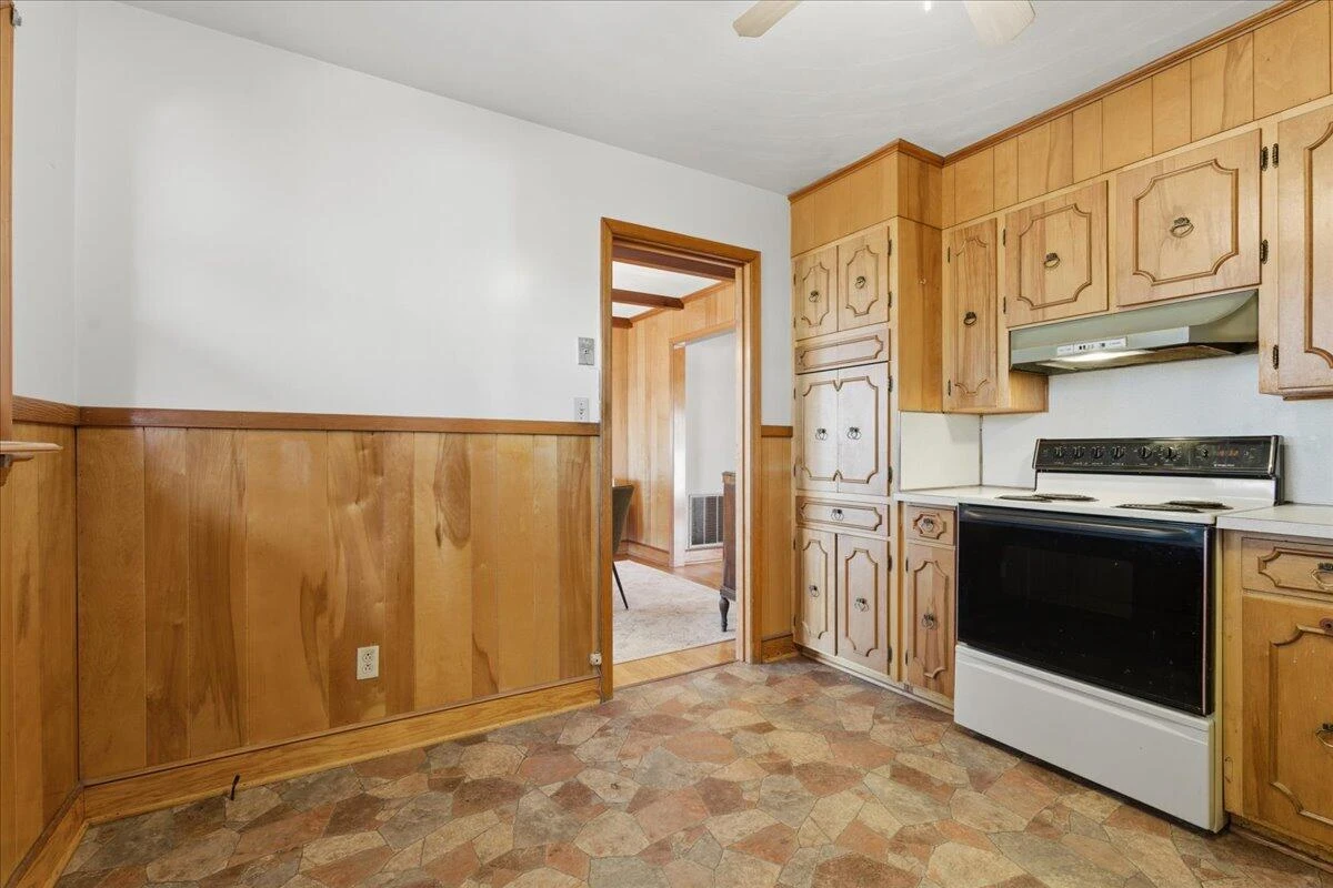 3241 Peaks RD - Photo 18