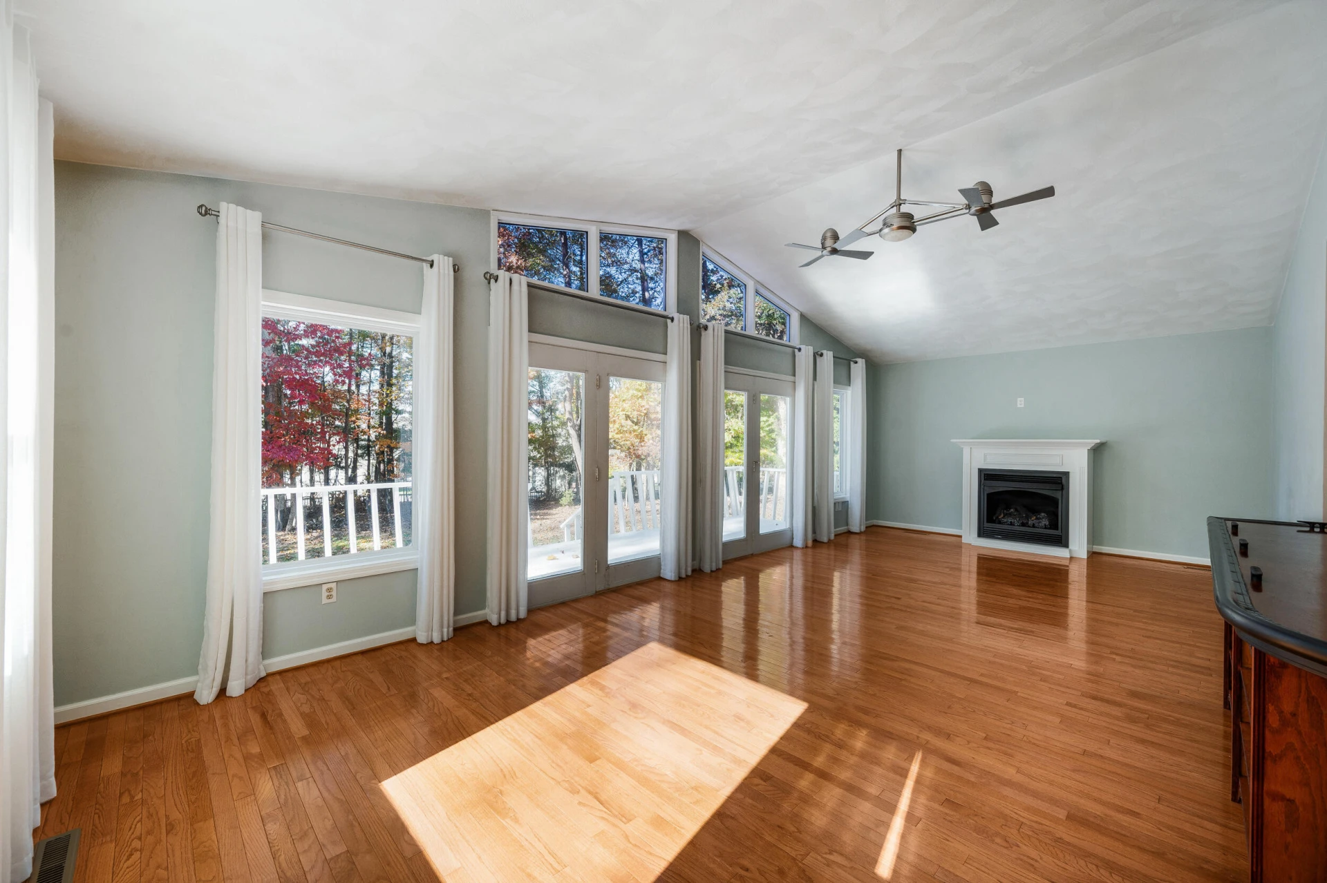 404 Heather LN - Photo 21