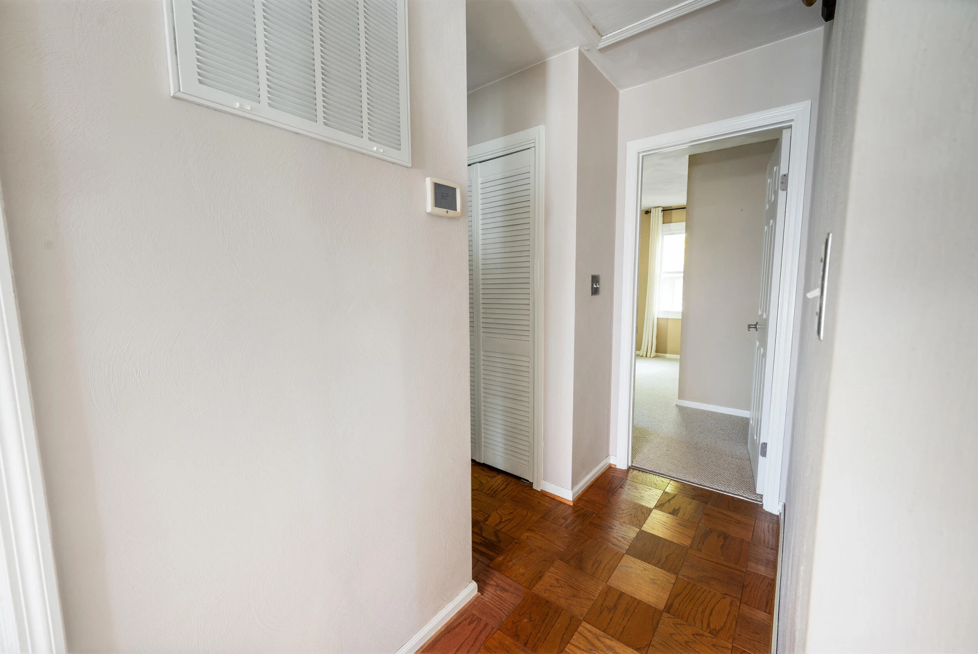 404 Heather LN - Photo 23