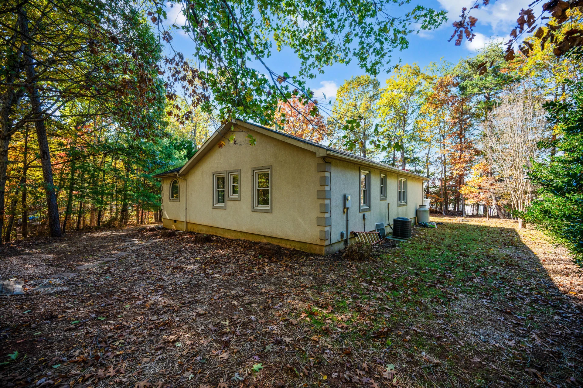 404 Heather LN - Photo 38