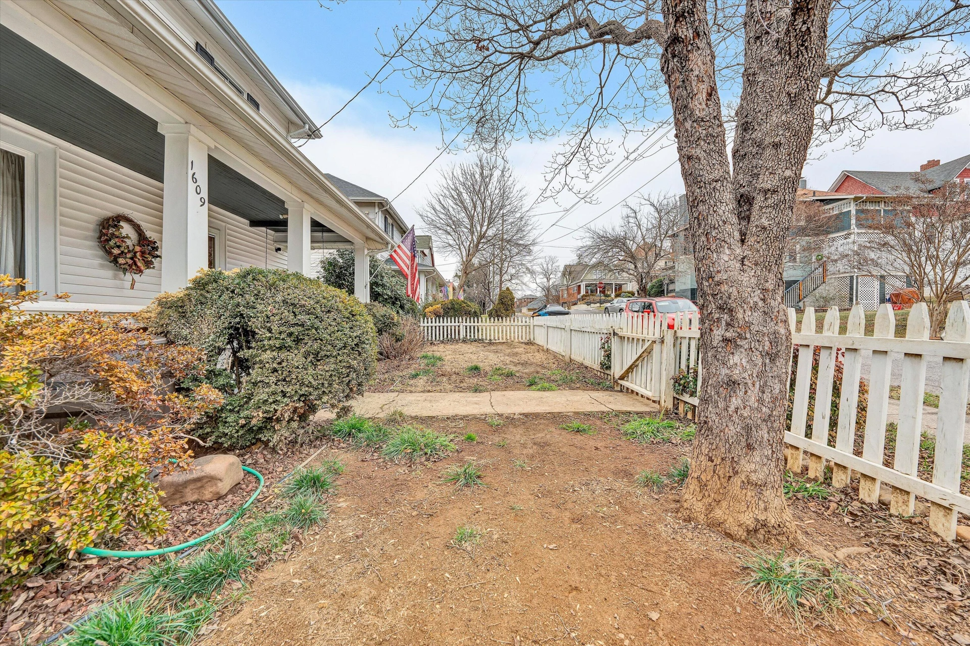 1609 6Th ST SW - Photo 8