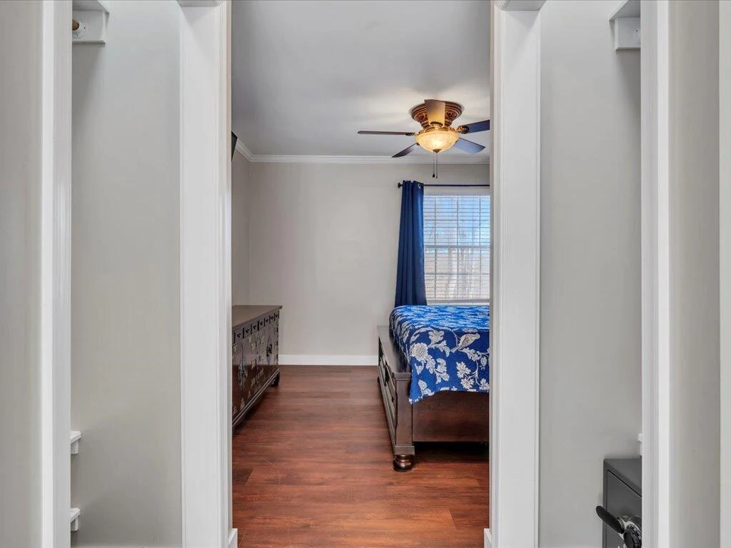 1511 Eggleston Falls RD - Photo 29