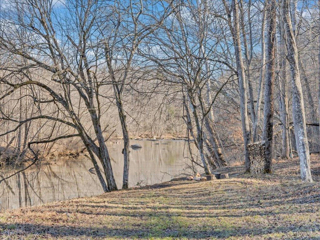 1511 Eggleston Falls RD - Photo 73