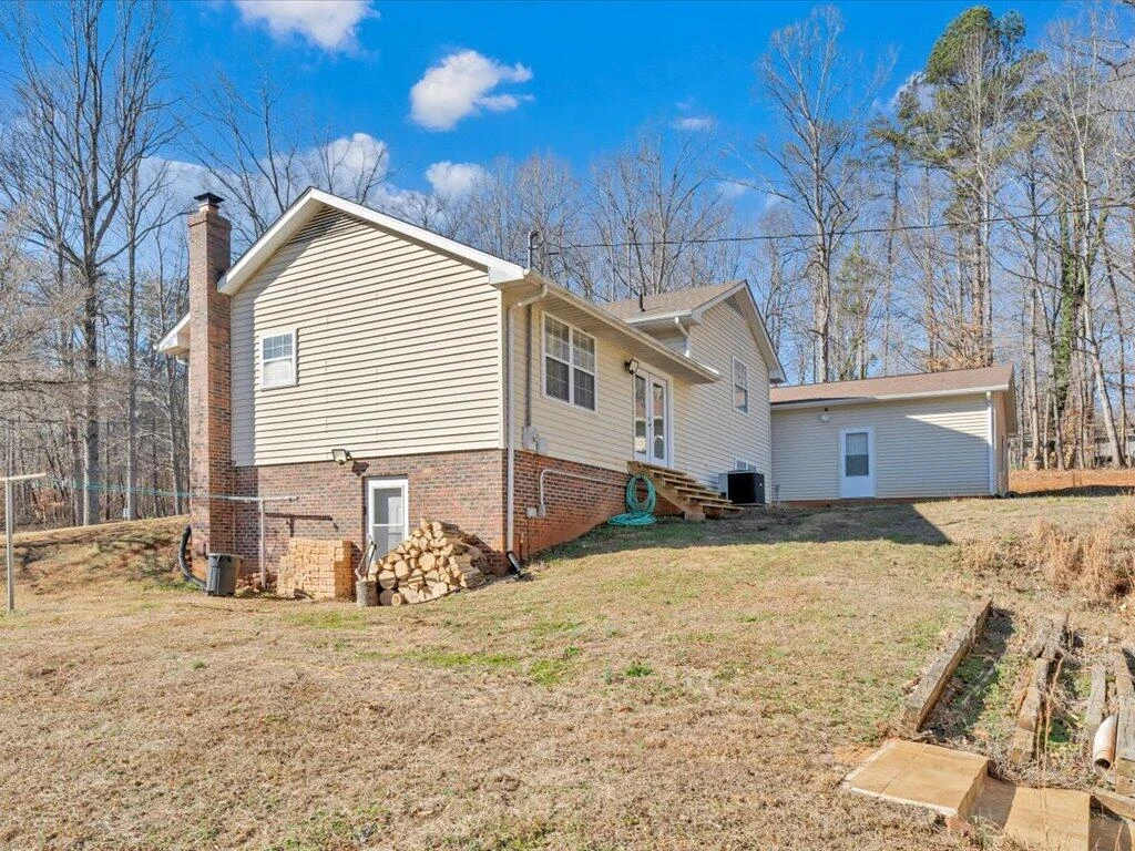 1511 Eggleston Falls RD - Photo 95