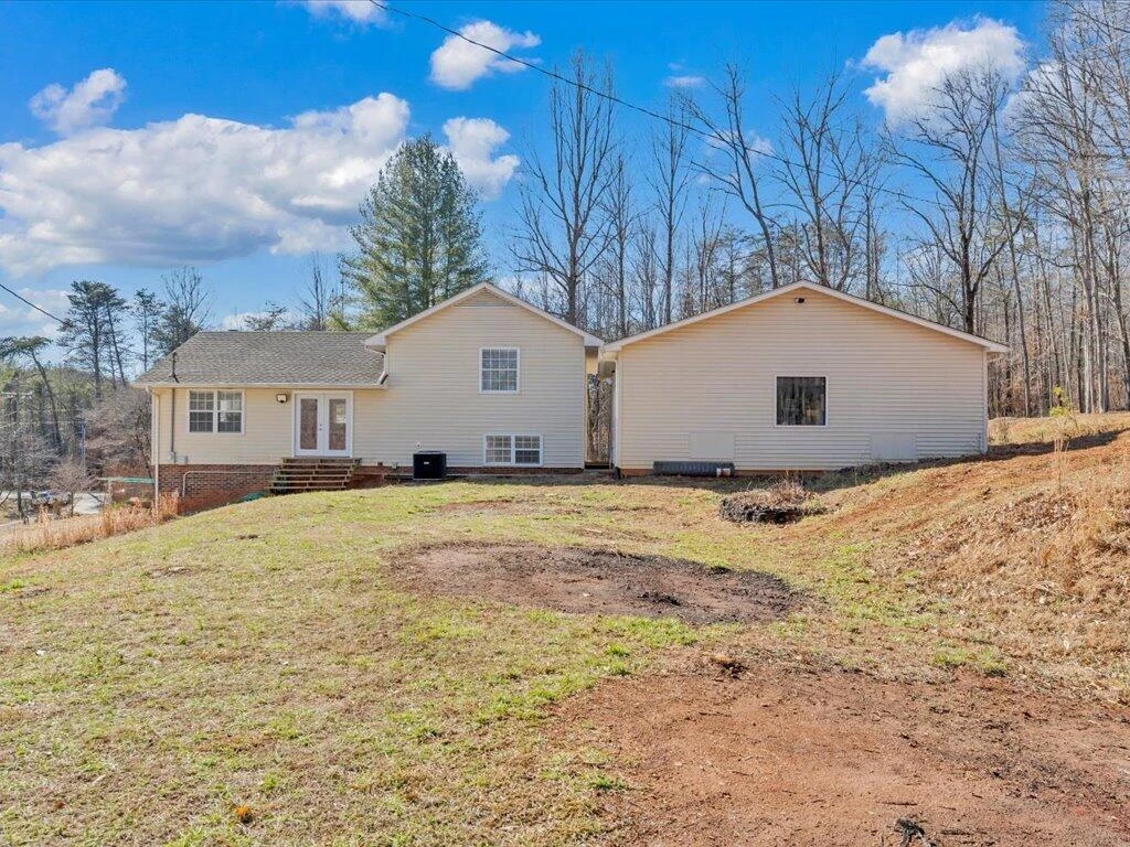 1511 Eggleston Falls RD - Photo 96