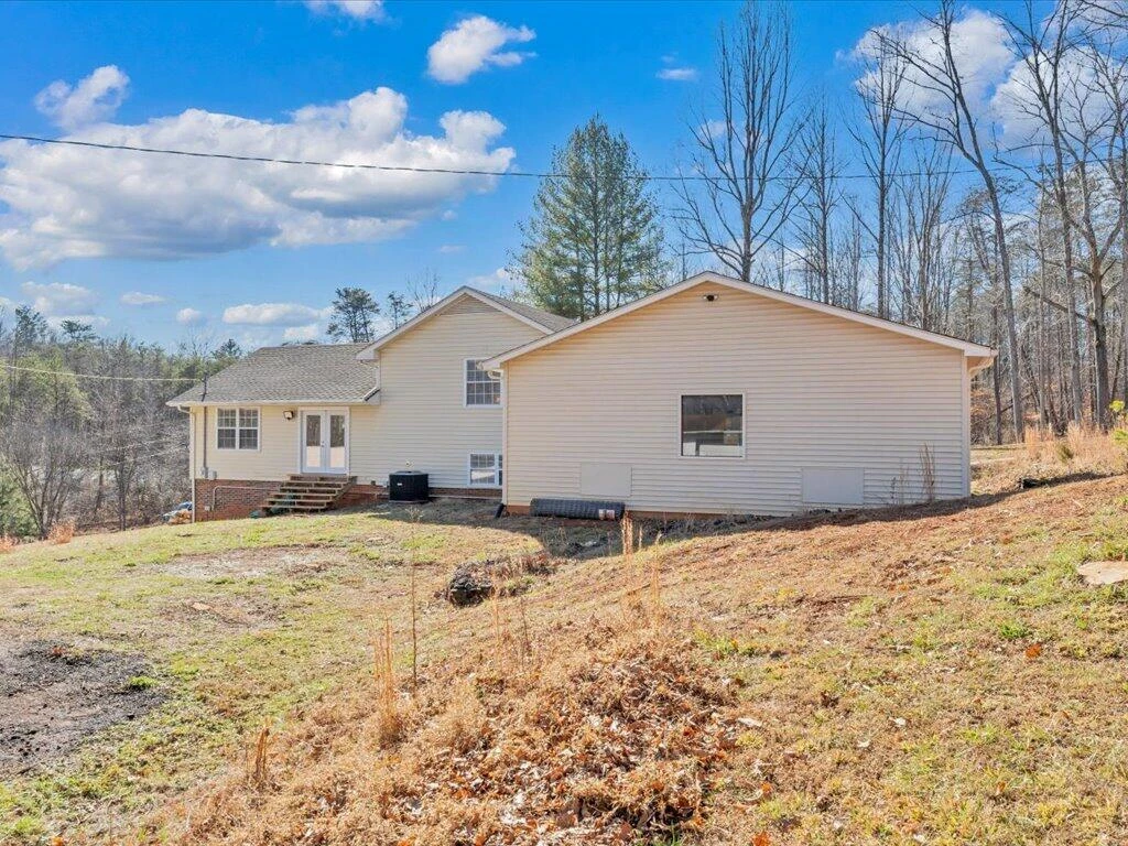 1511 Eggleston Falls RD - Photo 98
