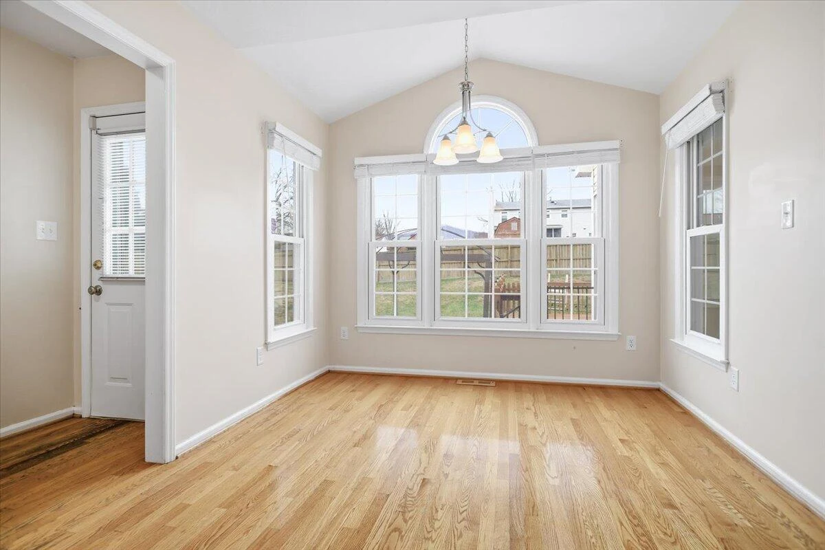 5508 Rome DR - Photo 11