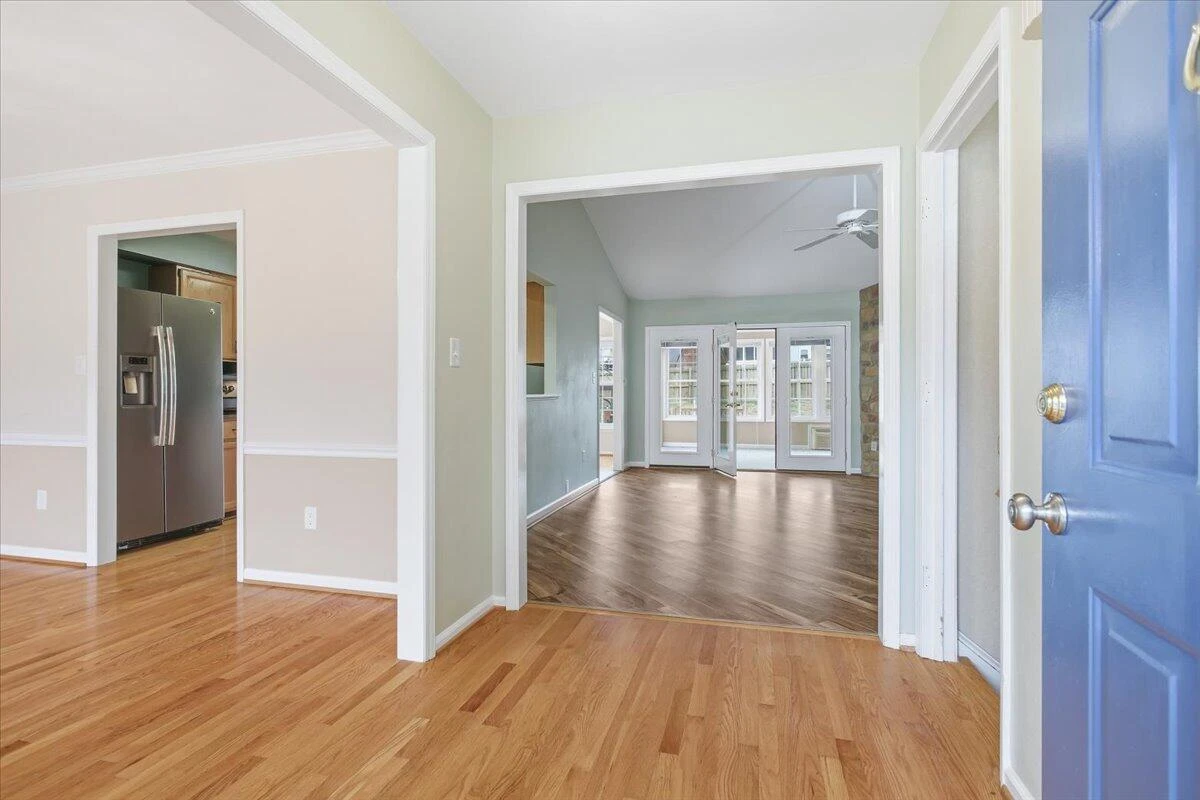 5508 Rome DR - Photo 4