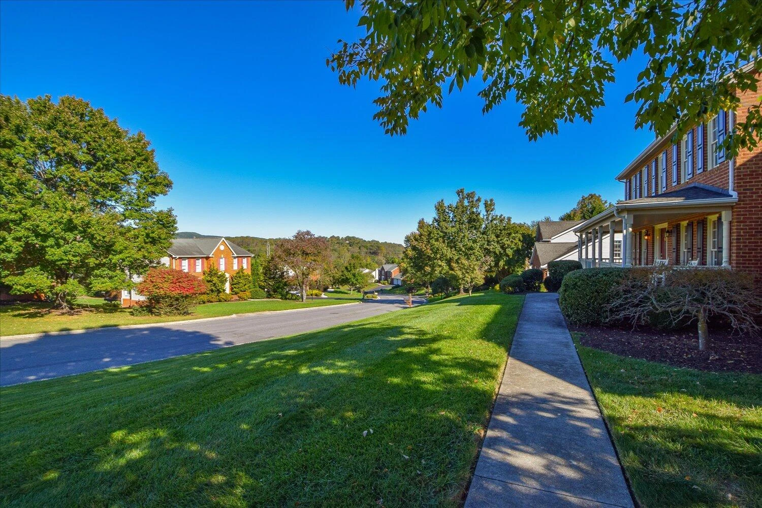 5858 Chagall CIR - Photo 36