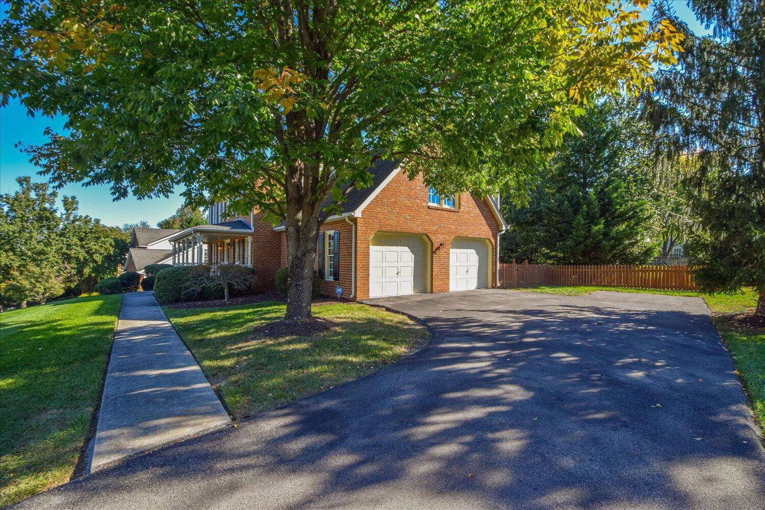 5858 Chagall CIR - Photo 37