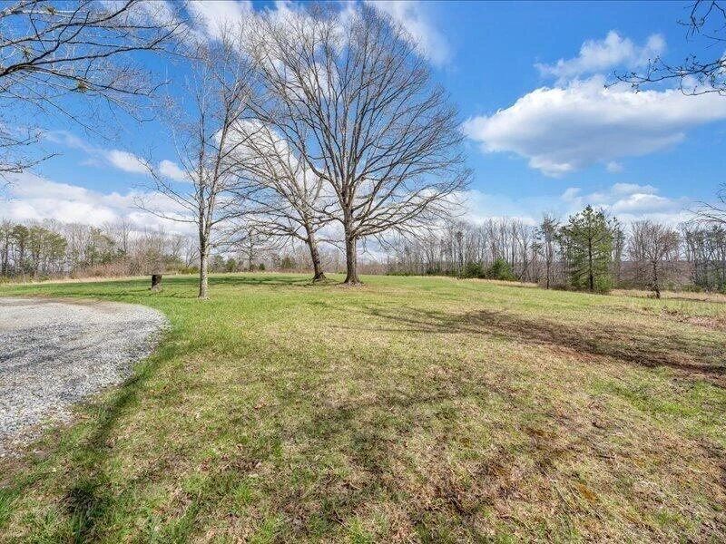 5930 Edwardsville RD - Photo 40