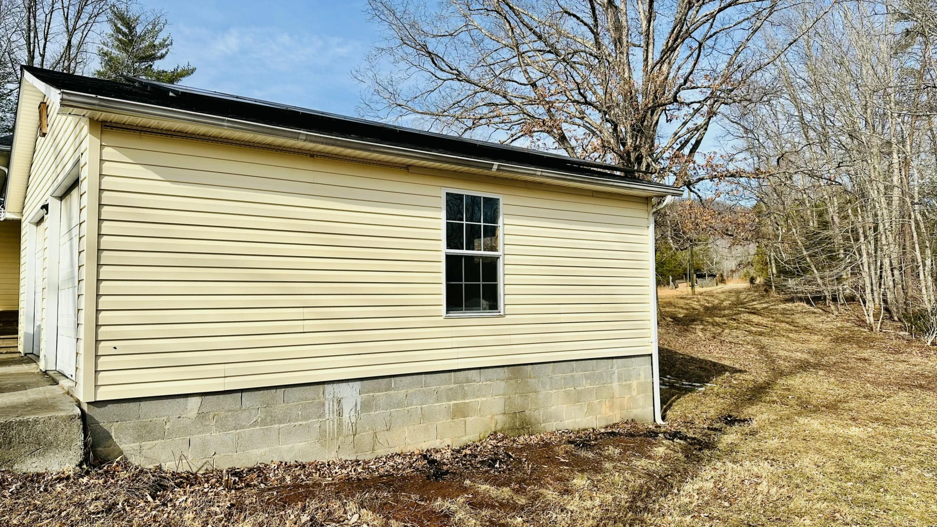 5930 Edwardsville RD - Photo 53