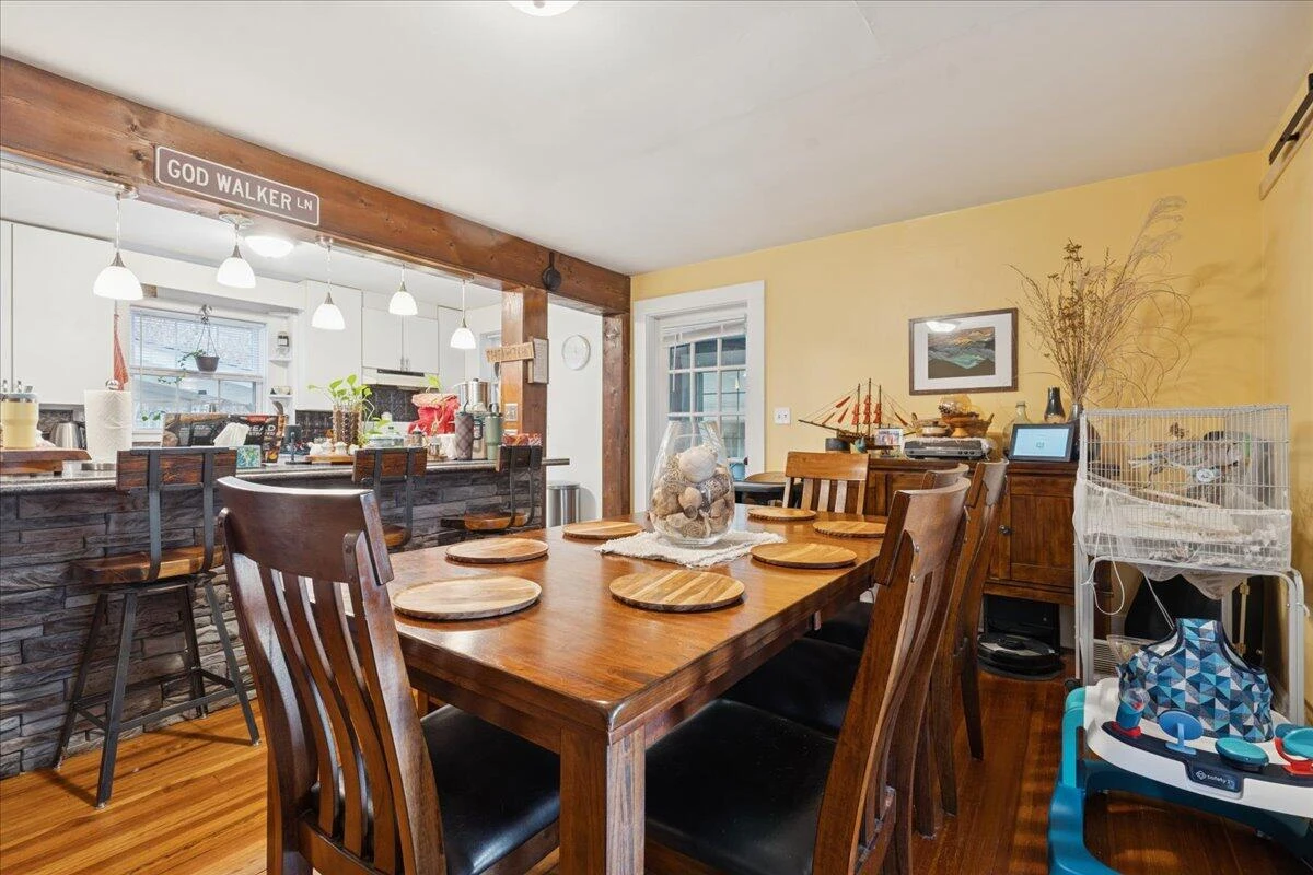 5930 Edwardsville RD - Photo 9