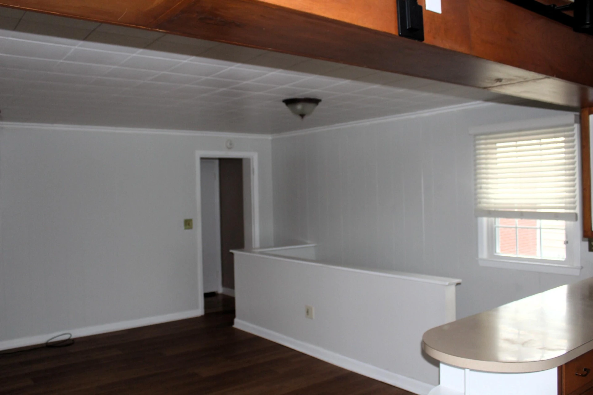 718 Sunset DR - Photo 10