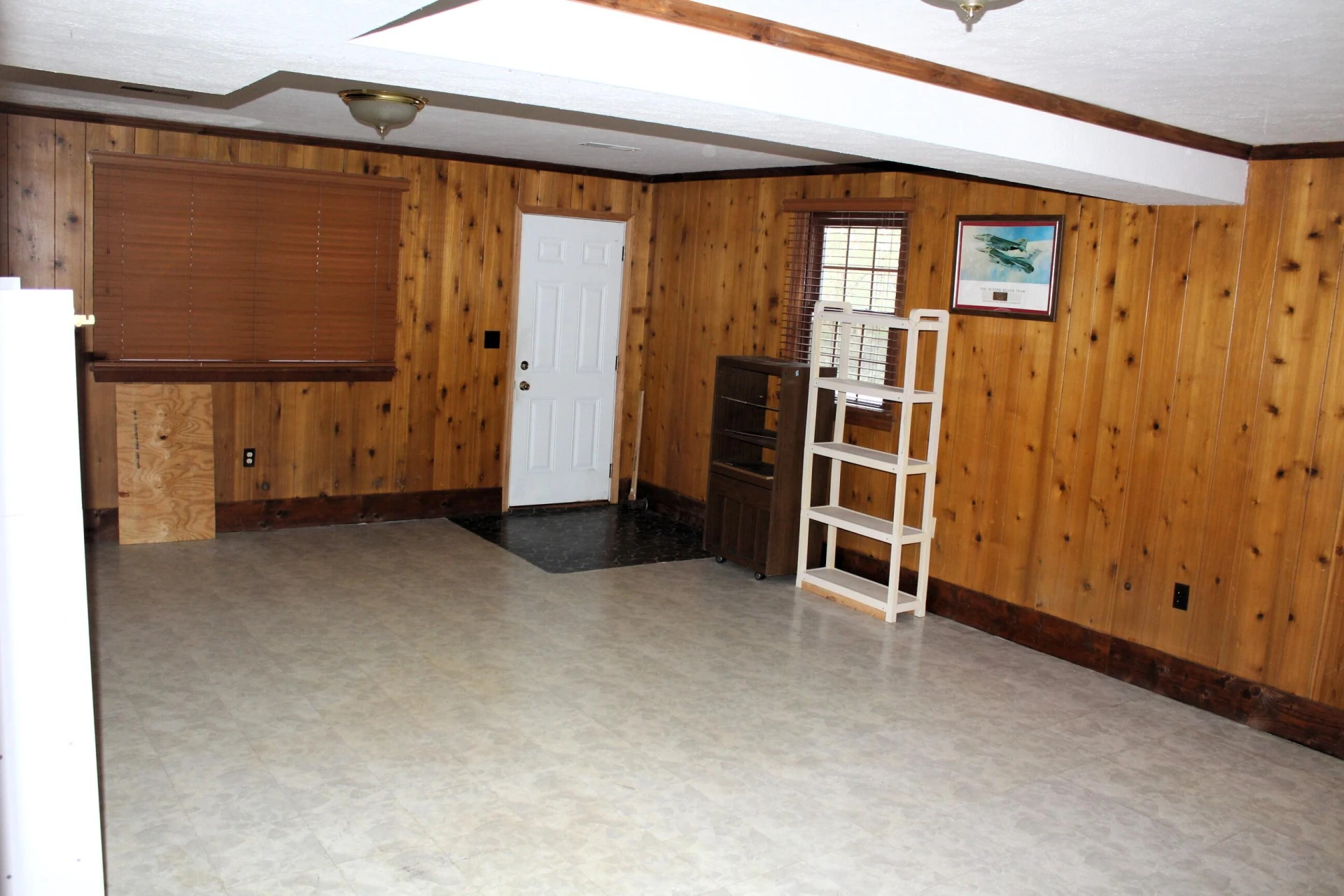 718 Sunset DR - Photo 21