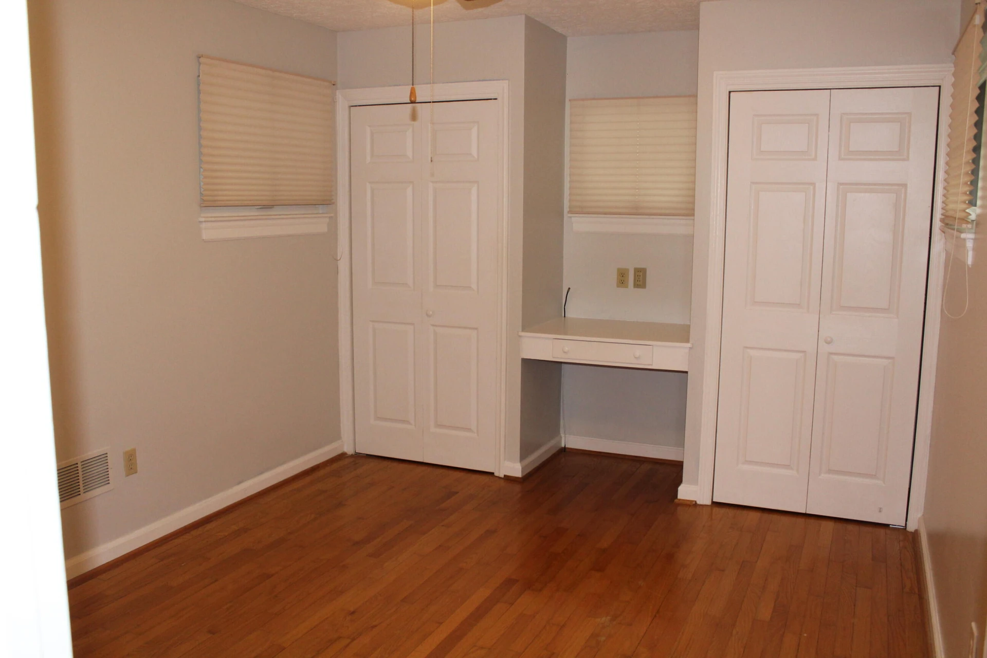718 Sunset DR - Photo 33