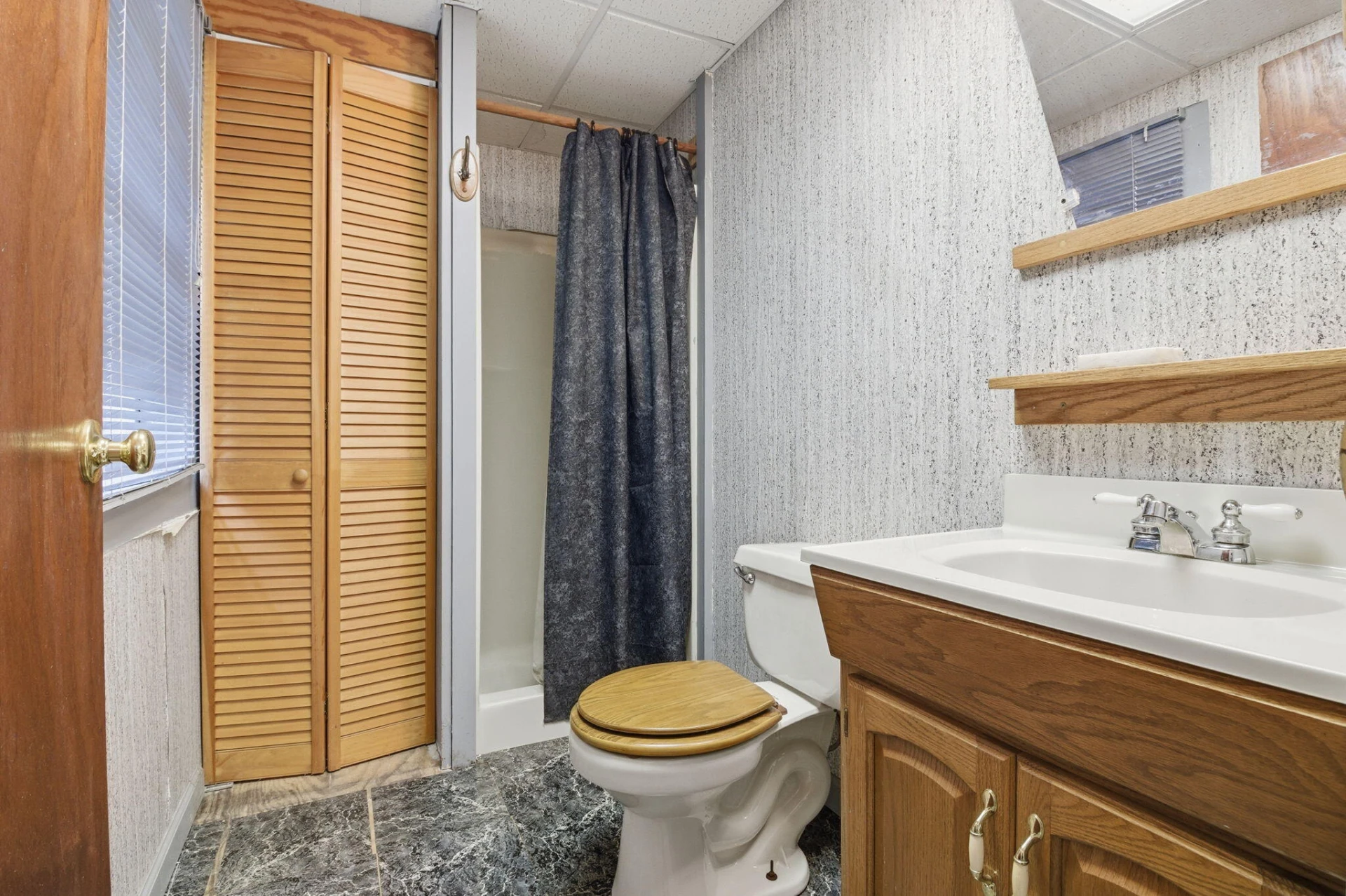3928 Happy Hollow RD - Photo 35