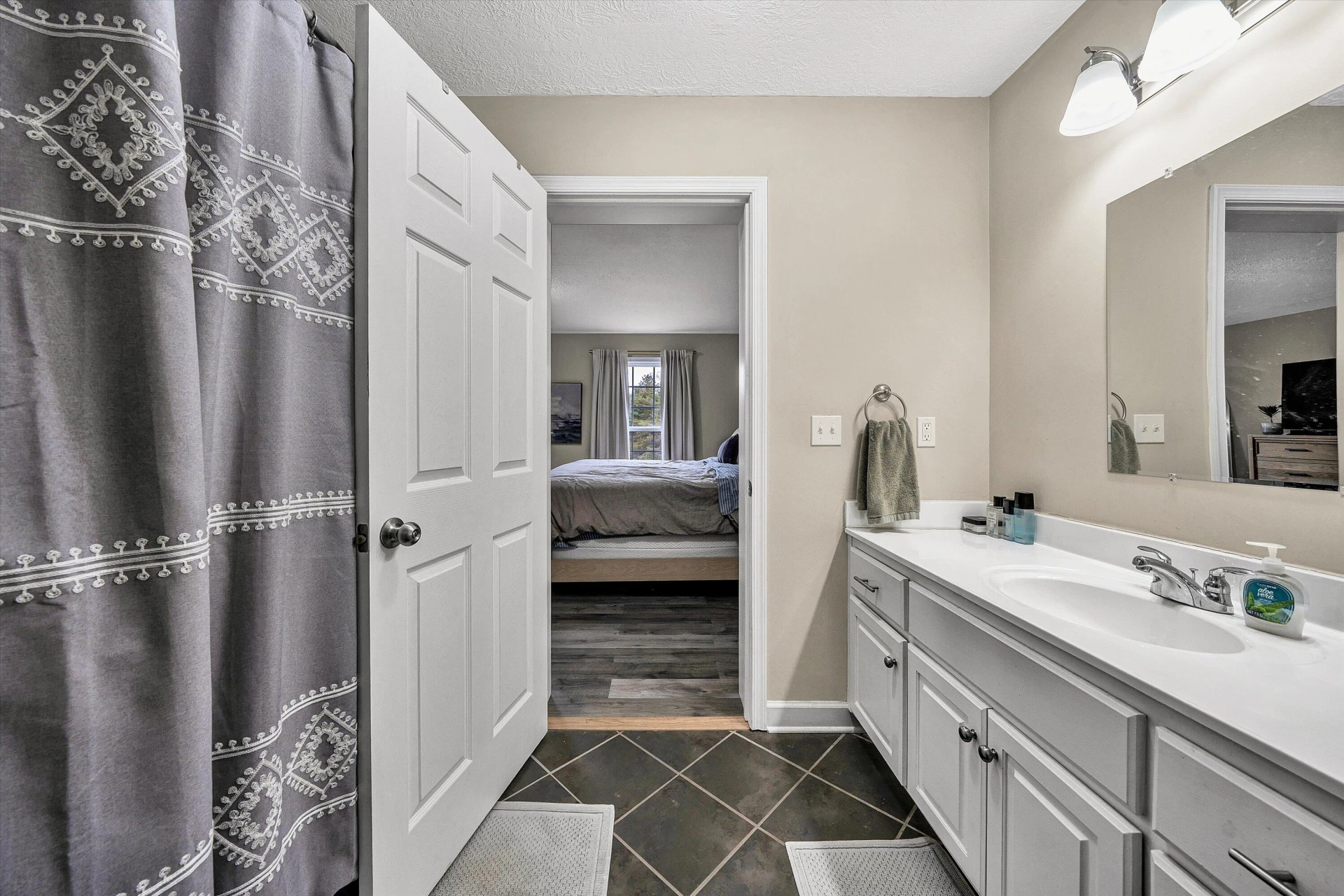 202 Panther DR SE - Photo 24