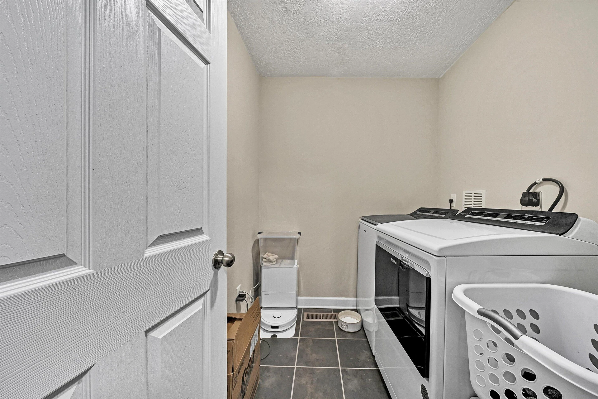 202 Panther DR SE - Photo 27