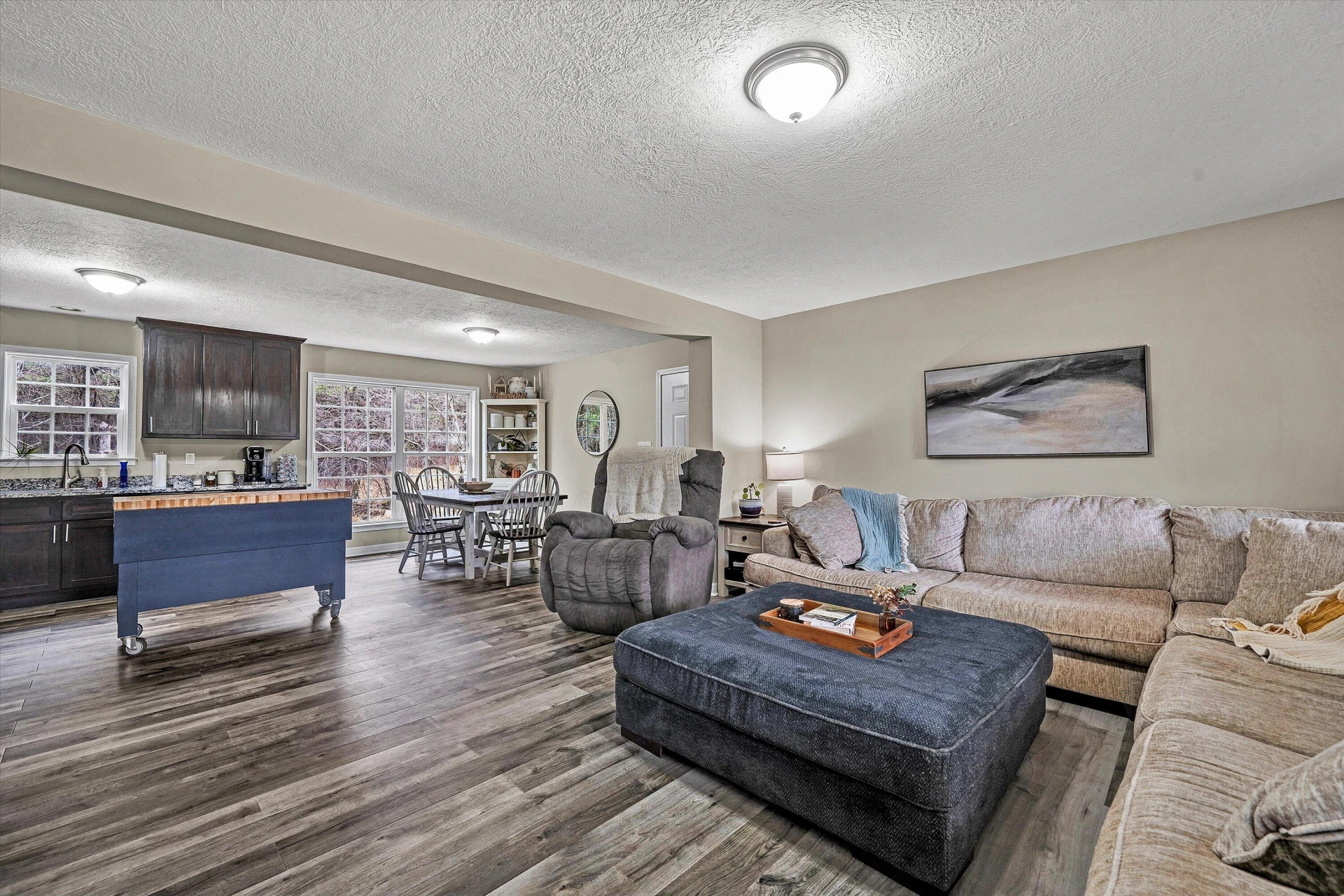 202 Panther DR SE - Photo 10