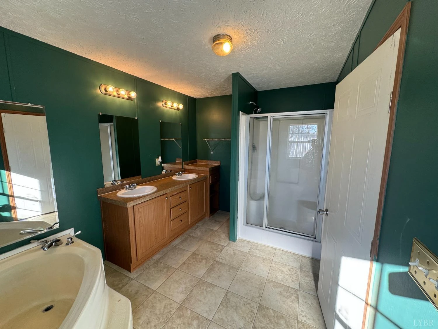 390 Bedford Highway - Photo 17