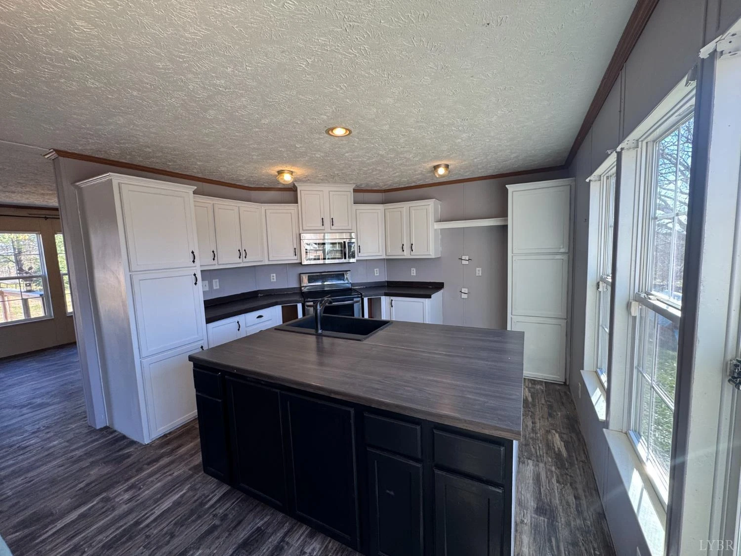 390 Bedford Highway - Photo 9