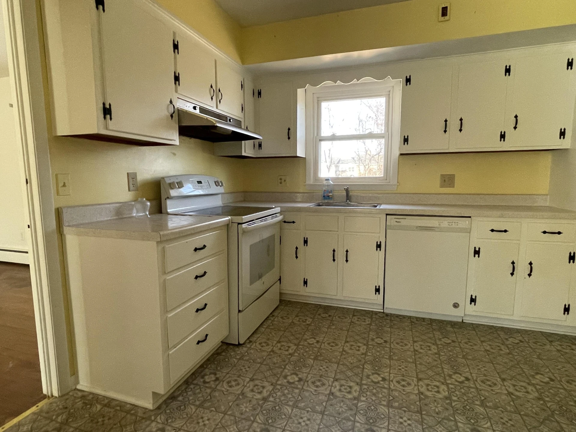 1121 Welch RD SW - Photo 17
