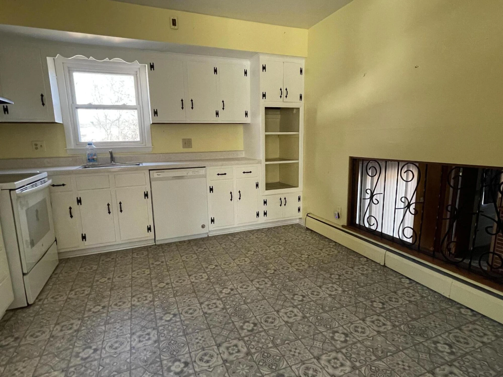1121 Welch RD SW - Photo 18