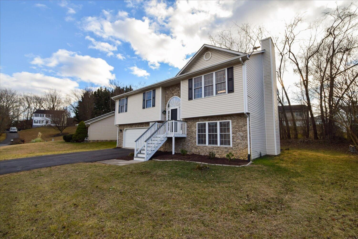 1715 Bush Farm DR - Photo 26