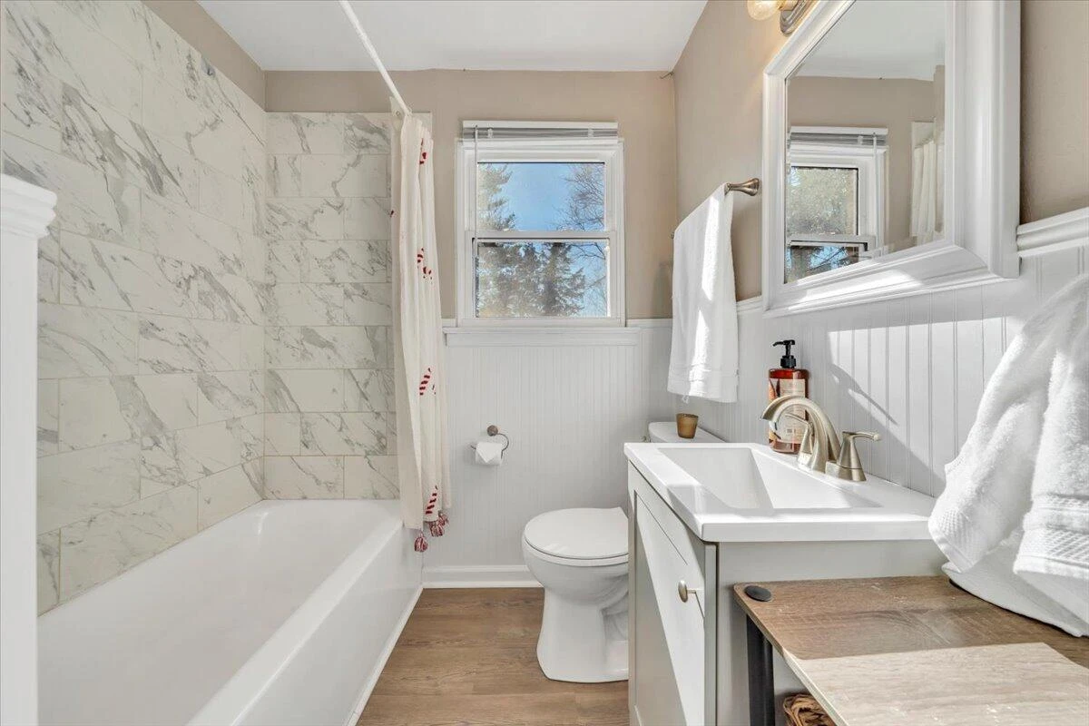 2432 Massachusetts AVE NW - Photo 13