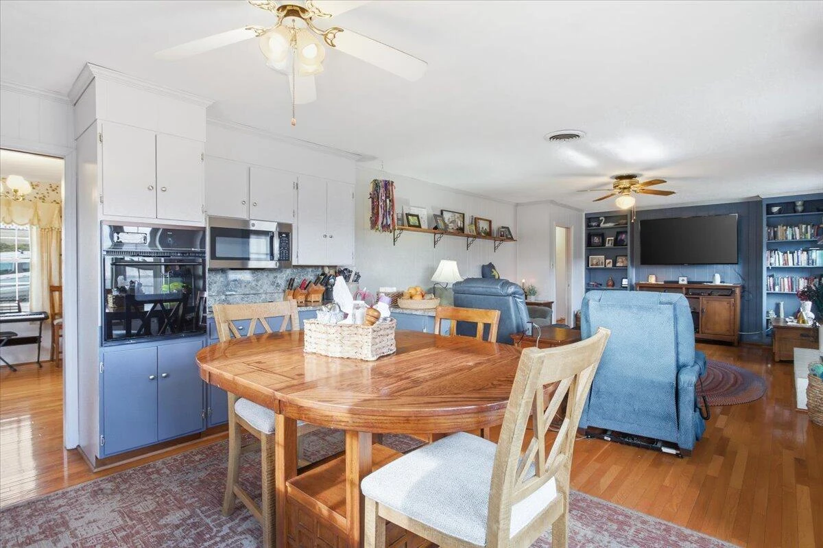 4129 Blue View DR - Photo 10