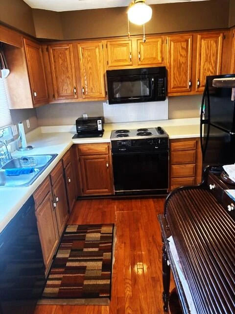 3420 Londonderry CT - Photo 6