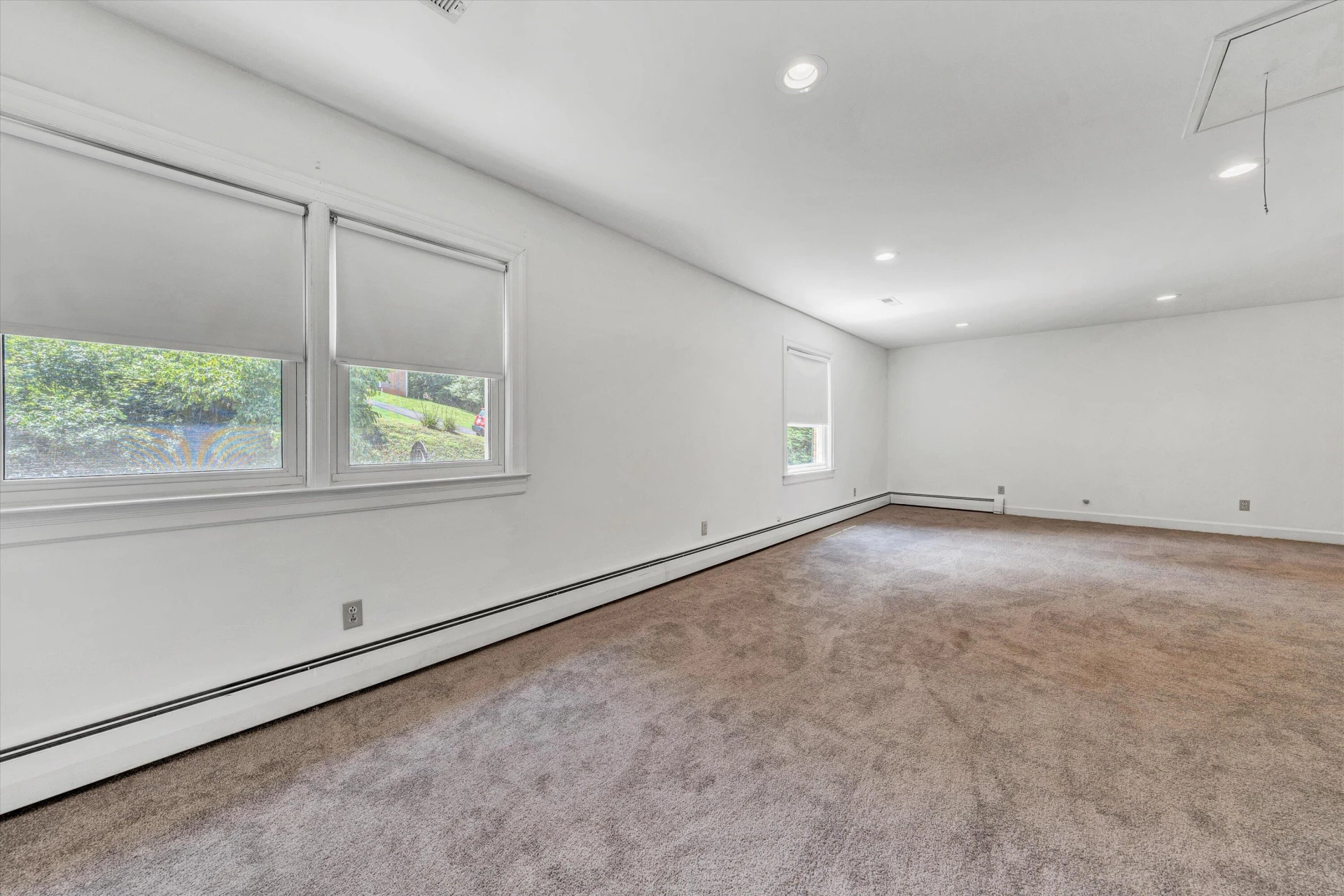 280 HILLCREST DR - Photo 36