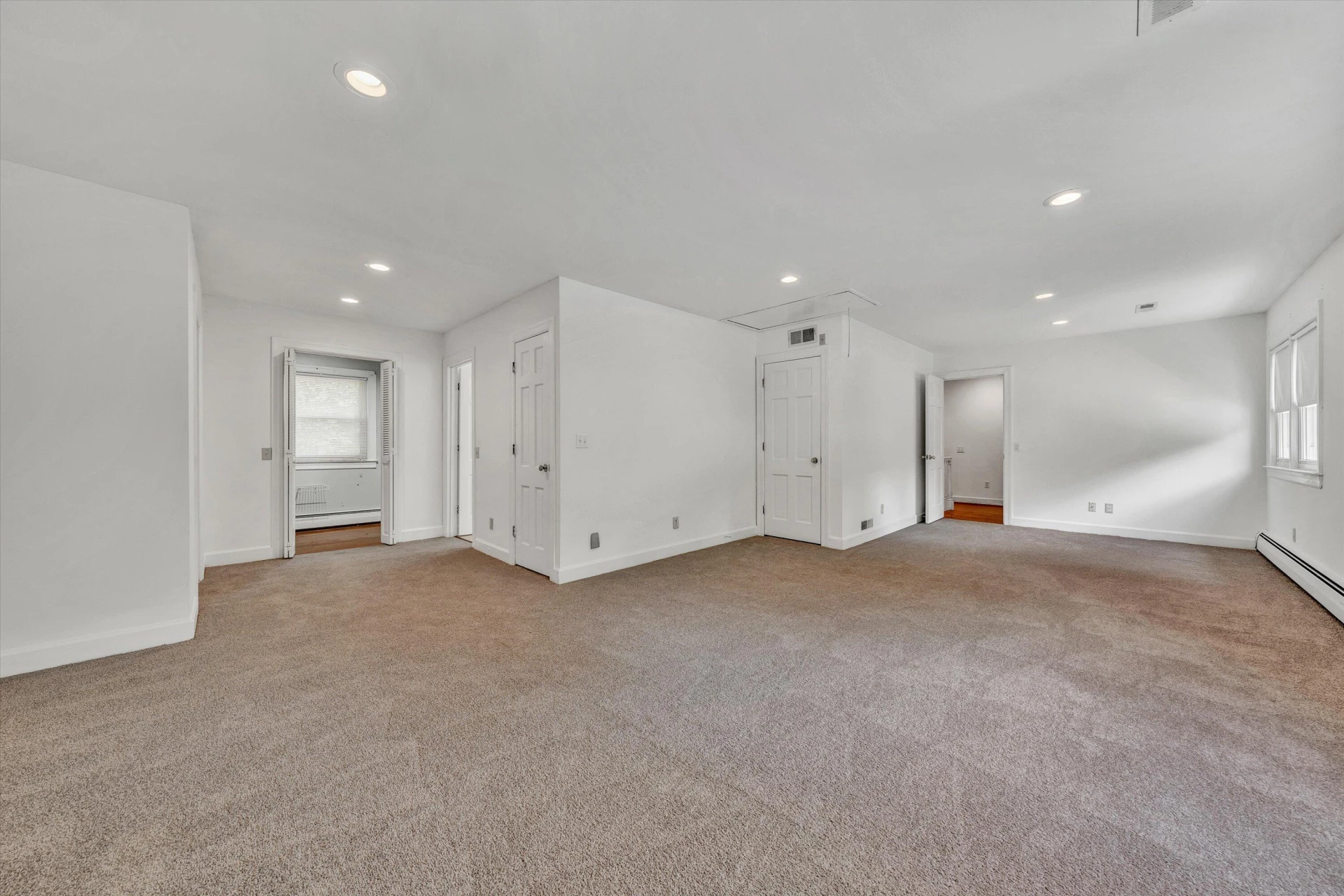 280 HILLCREST DR - Photo 37