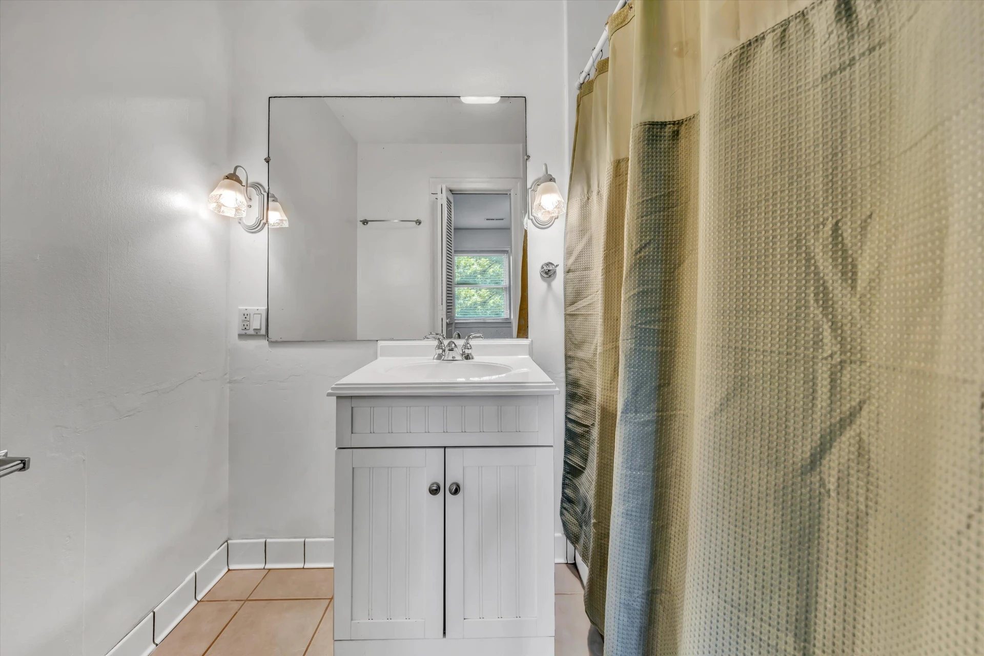 280 HILLCREST DR - Photo 42
