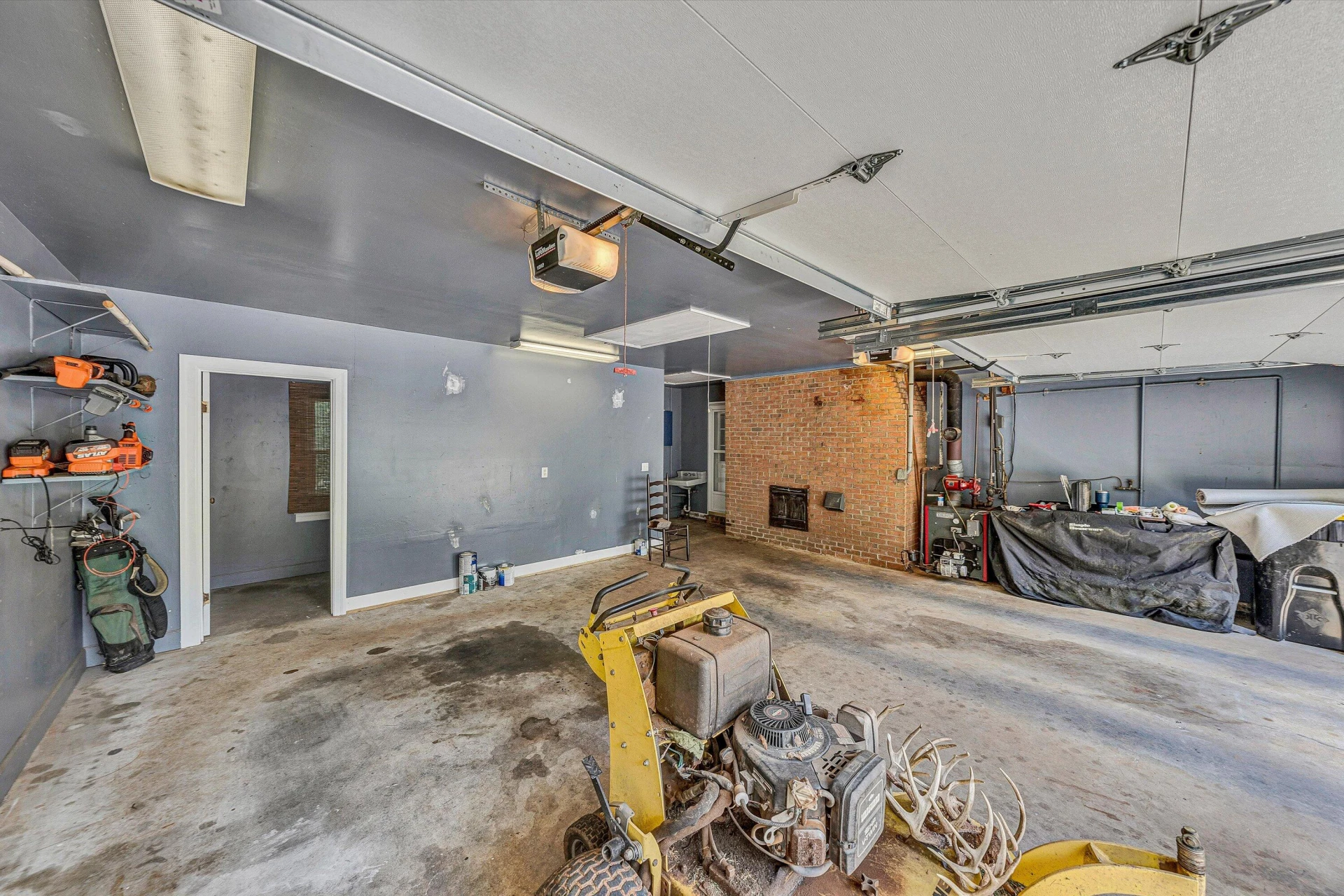 280 HILLCREST DR - Photo 44
