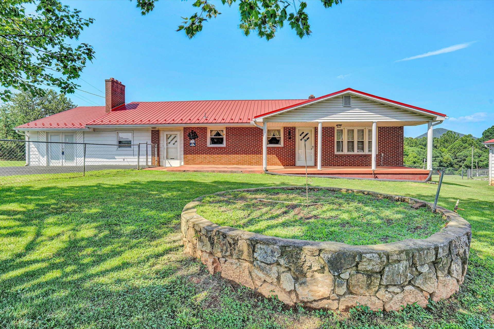 75 ACORN RD
