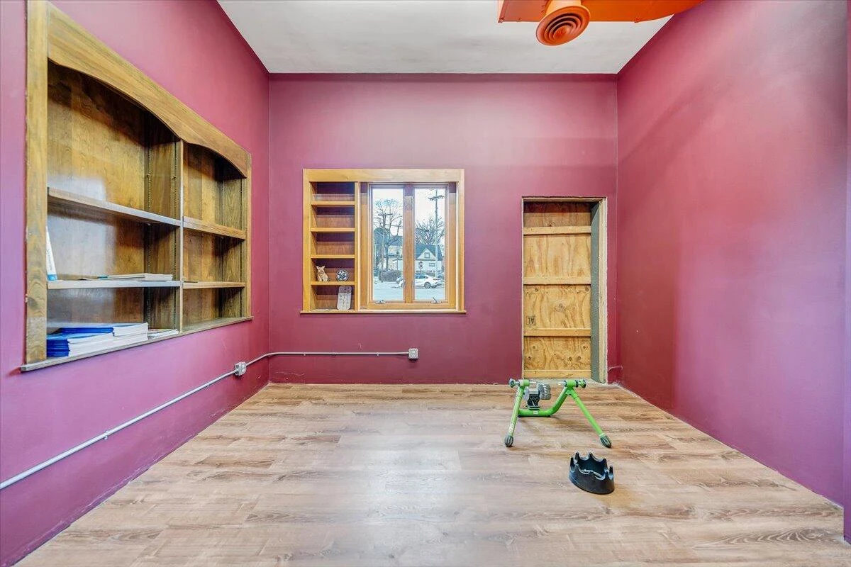 1234 Maple AVE SW - Photo 21
