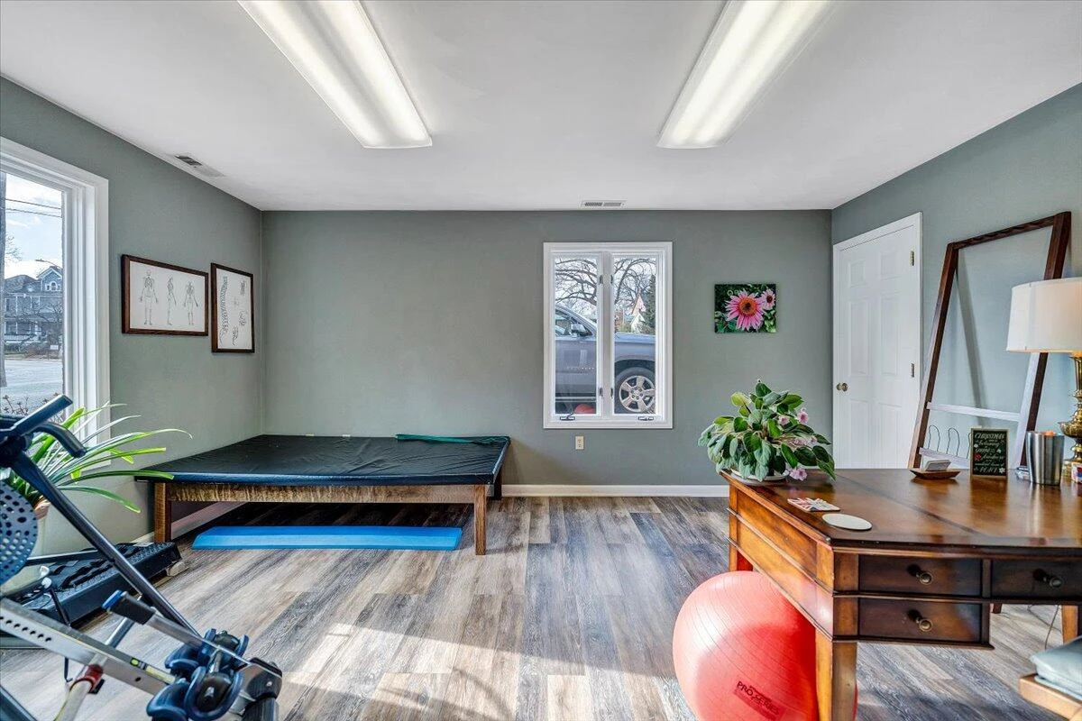 1234 Maple AVE SW - Photo 25