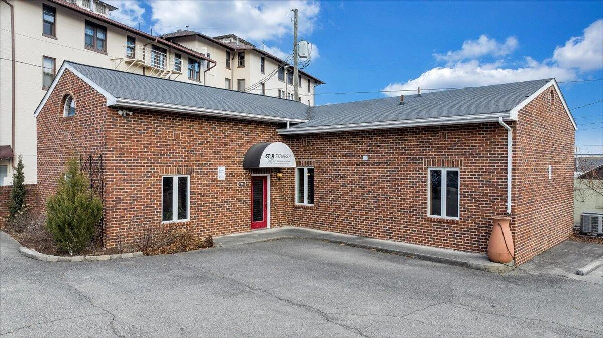 1234 Maple AVE SW - Photo 46