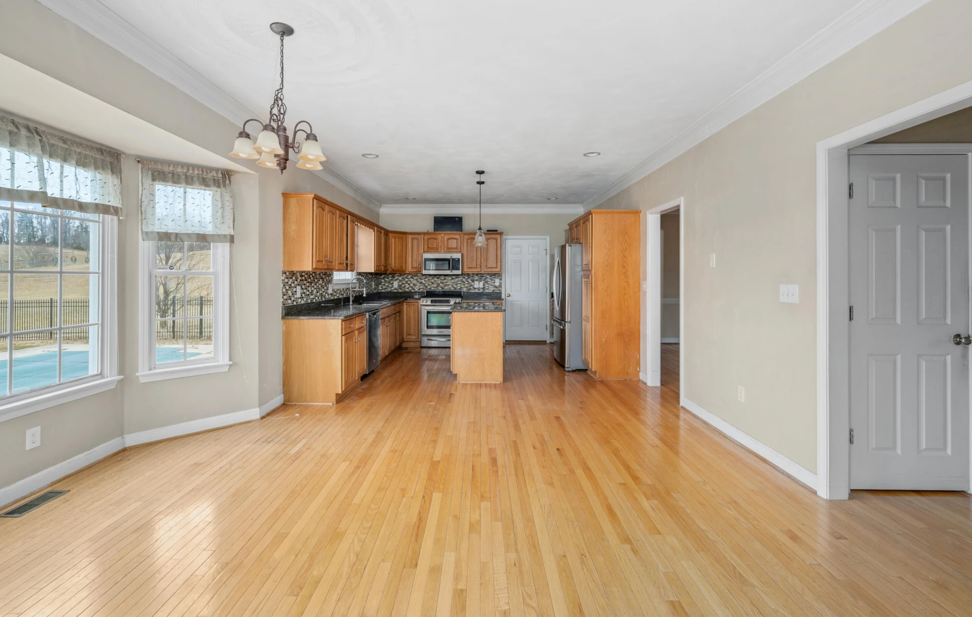 765 Country Club RD - Photo 11