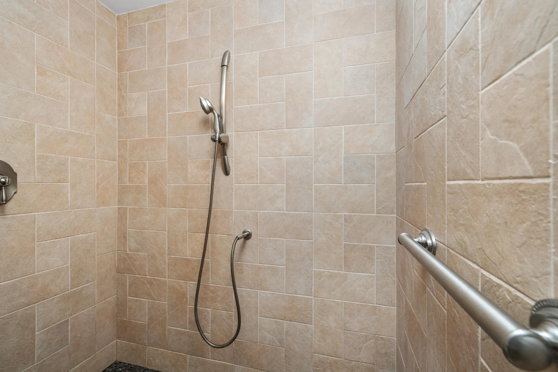 765 Country Club RD - Photo 26