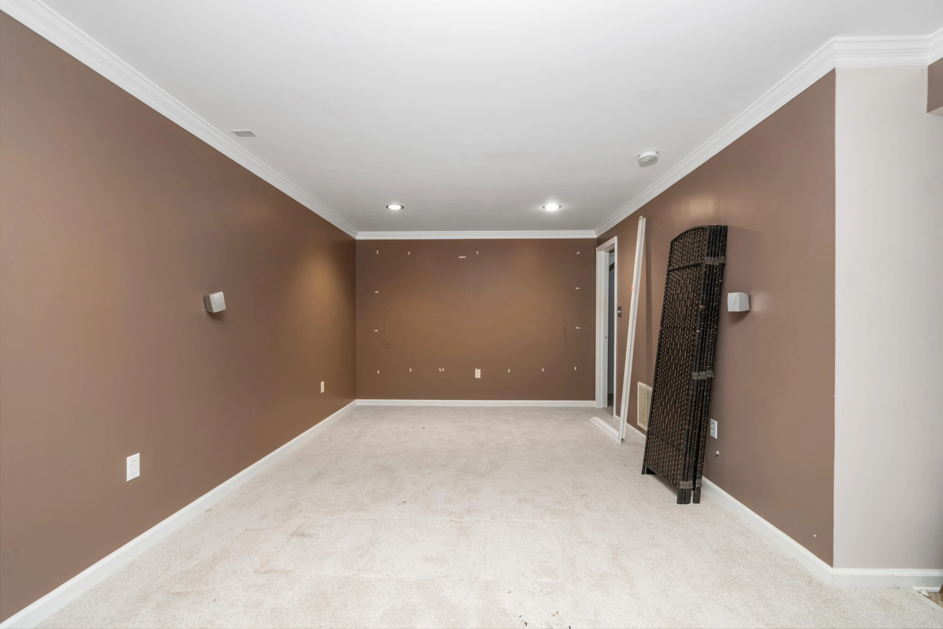 765 Country Club RD - Photo 28