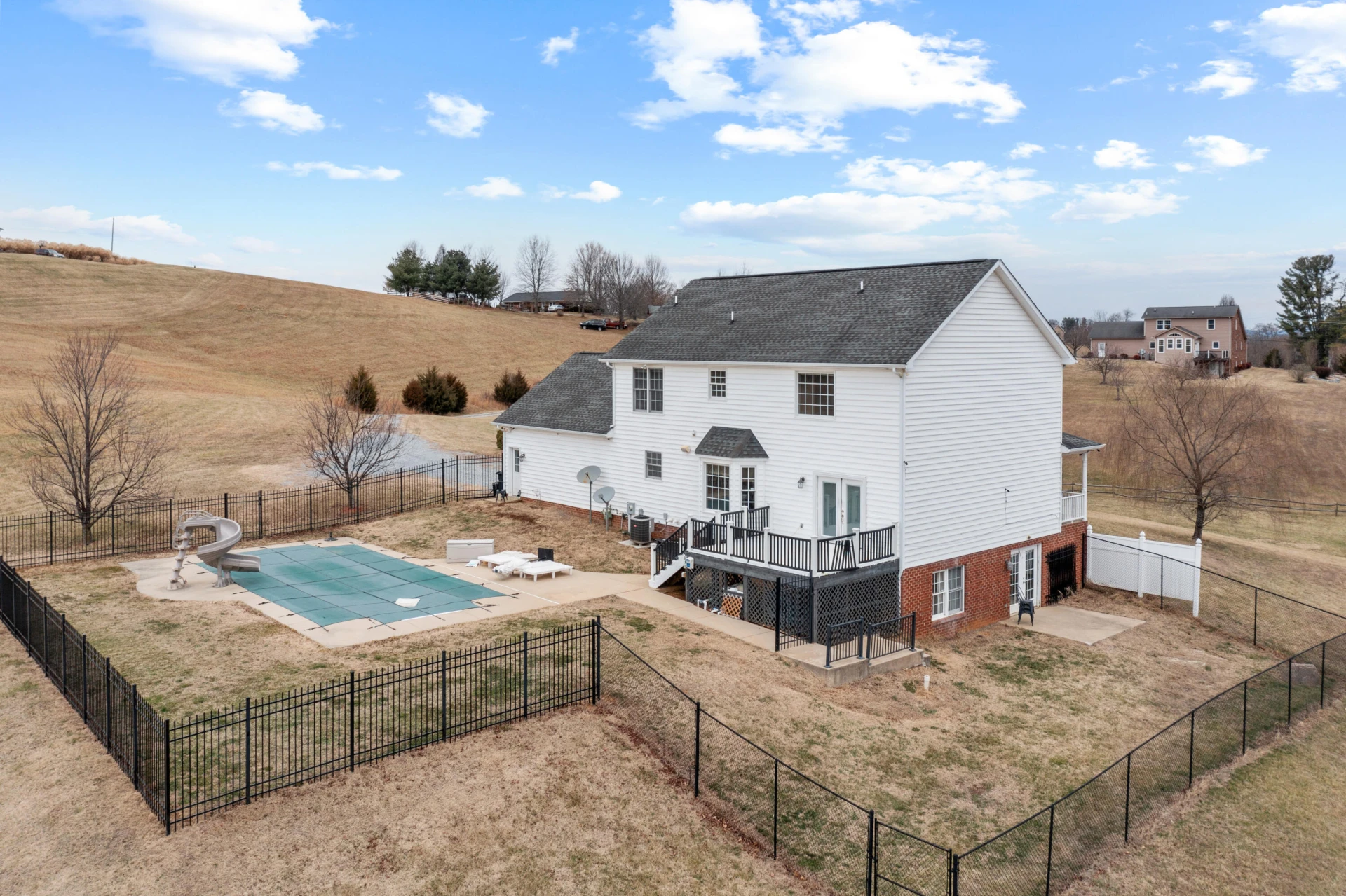 765 Country Club RD - Photo 9