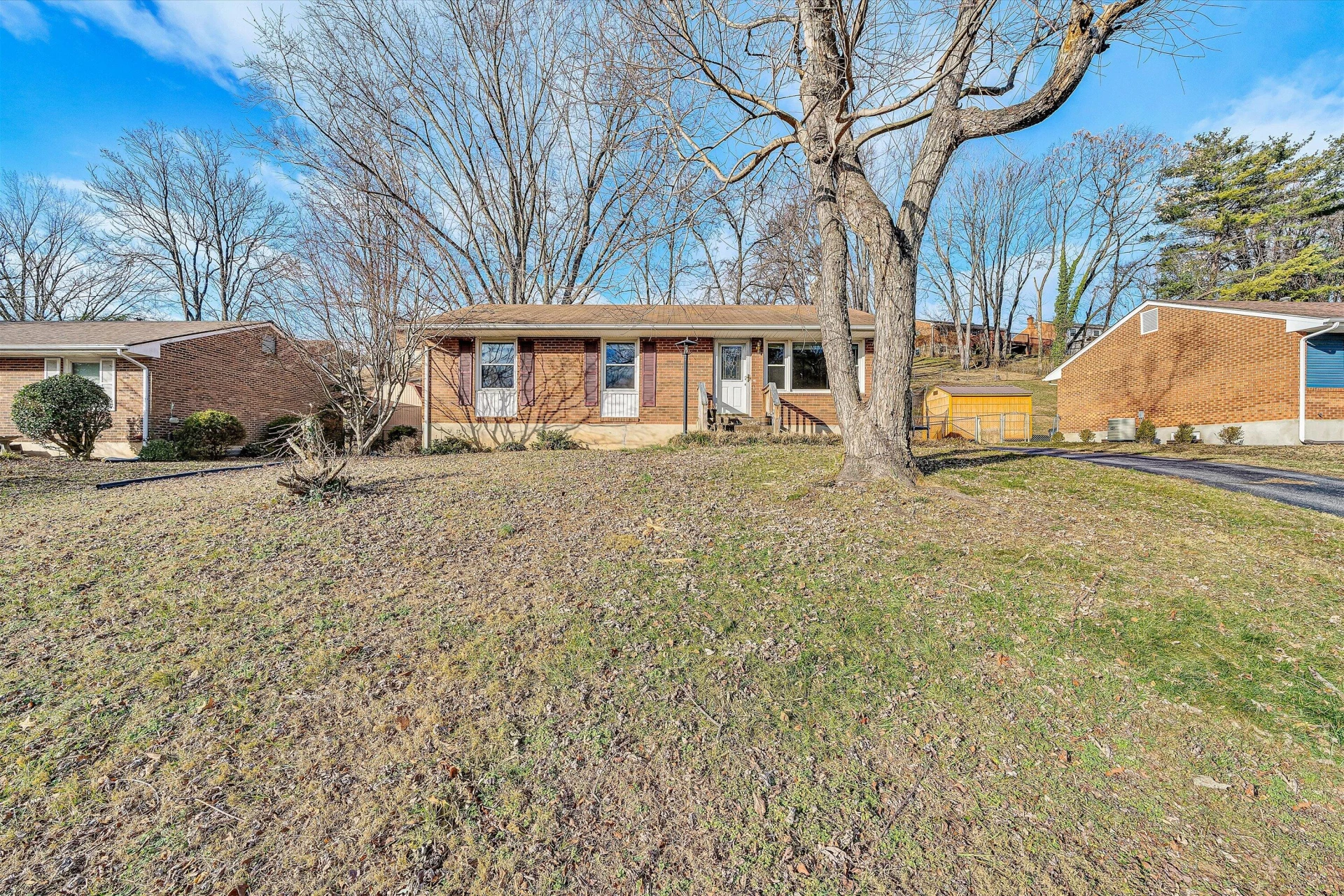 4634 Trevino CIR NE - Photo 3