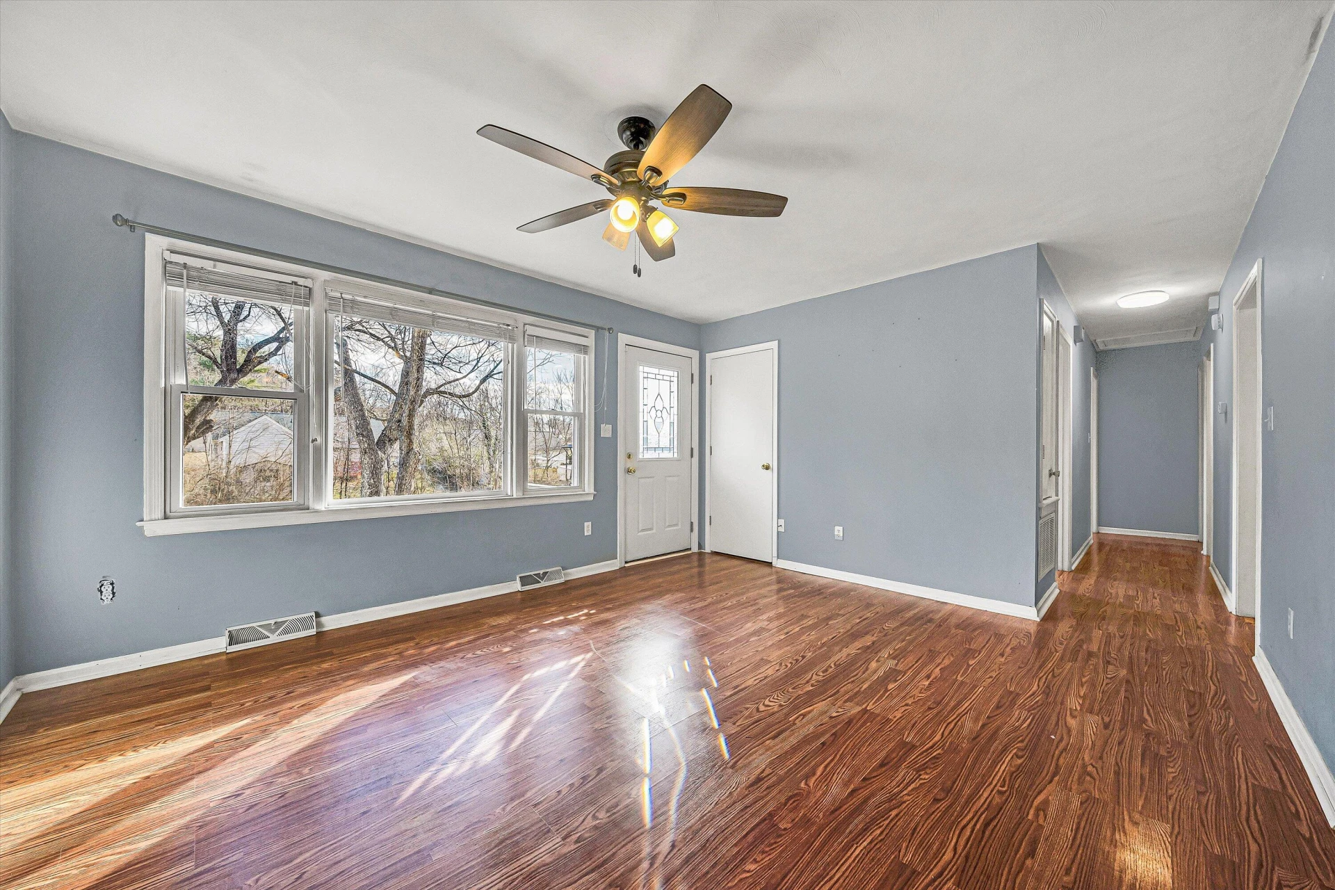 4634 Trevino CIR NE - Photo 5