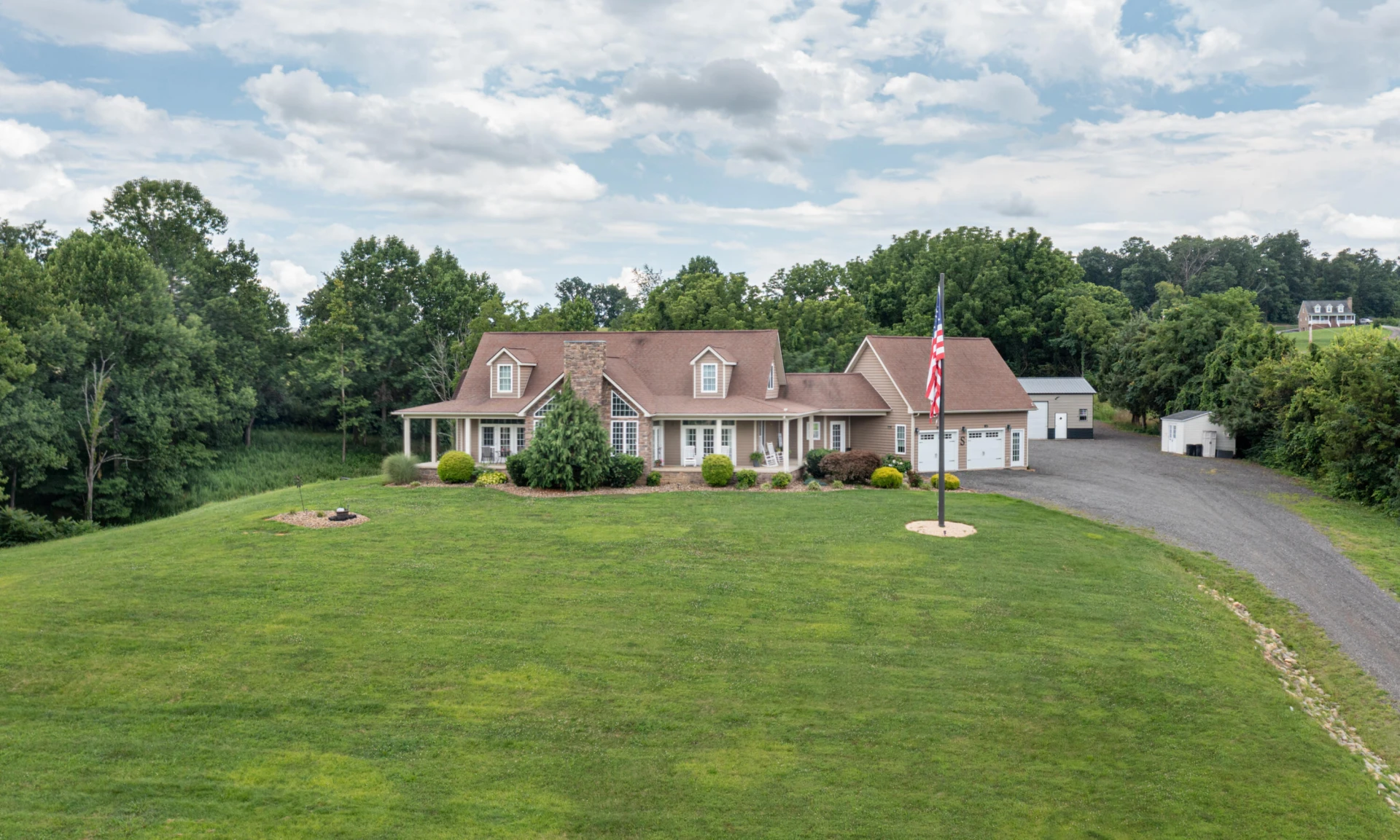 2311 Blacksburg RD - Photo 3