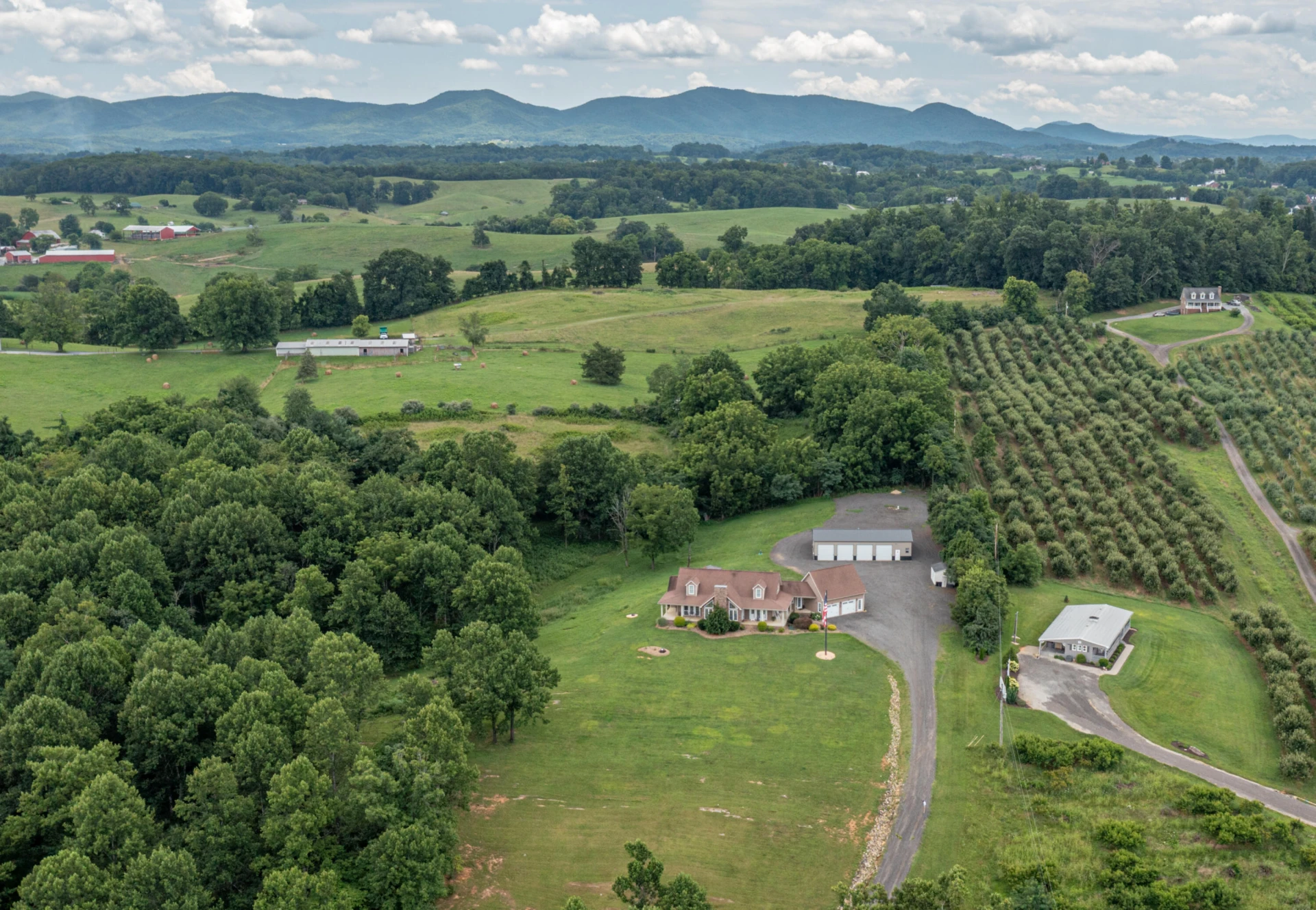 2311 Blacksburg RD - Photo 4